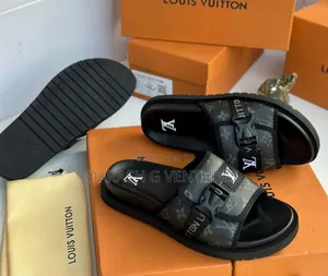 Louis Vuitton (Lv) Slippers for Men's