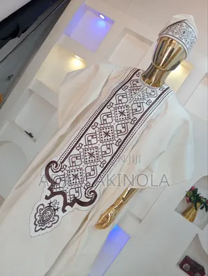 Agbada Ofi With Embroidery