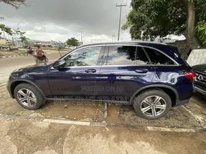Mercedes-Benz GLC-Class 2017 Blue