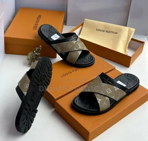 Louis Vuitton (Lv) Leather Slippers for Men's