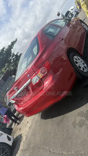 Toyota Corolla LE 4dr Sedan (1.8L 4cyl 4A) 2013 Red