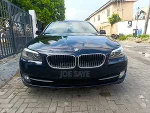 BMW 528i 2013 Blue