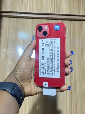 Apple iPhone 13 128 GB Red