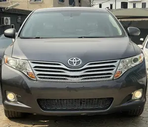 Toyota Venza 2010 Gray