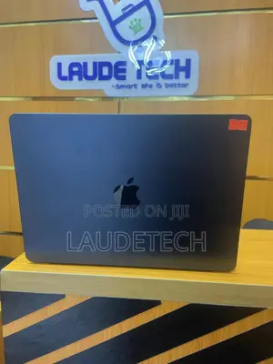 Laptop Apple MacBook Air 2025 M4 13-inch 16GB Apple M4 SSD 256GB