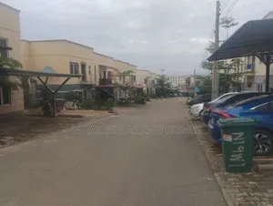 4bdrm Townhouse / Terrace in Brains And Hammer, Life Camp for rent