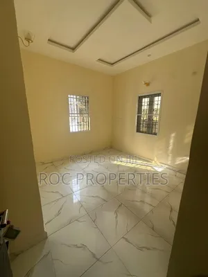 1bdrm Block of Flats in Nnpc, Life Camp for rent