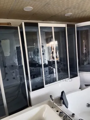 England Standard Standing Showeroom