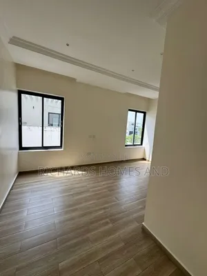 5bdrm Duplex in Banana Island Ikoyi for rent