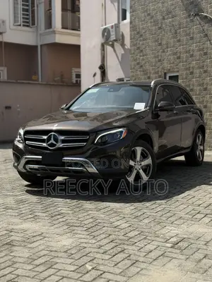 Mercedes-Benz GLC-Class 2017 Brown