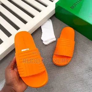 Bottega Veneta Pool Slides