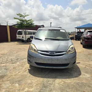 Toyota Sienna CE AWD 2006 Blue