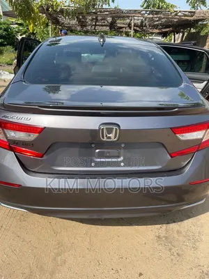 Honda Accord Sport (2.0L 4cyl Turbo 6M) 2019 Gray