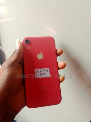 Apple iPhone XR 64 GB Red