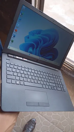 Laptop HP 15 8GB Intel Core i3 SSHD (Hybrid) 250GB