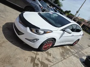 Hyundai Elantra 2014 White