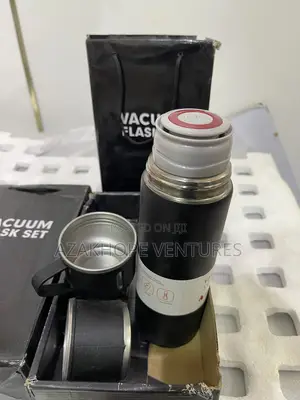 Stainless Steel Vacuum Flask Set With Two Cups.