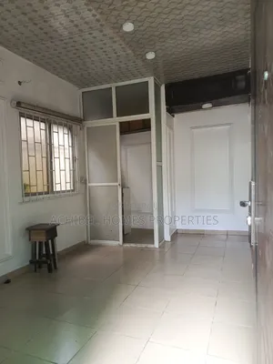 Studio Apartment in Hakeem Dickson, Lekki Phase 1 for rent