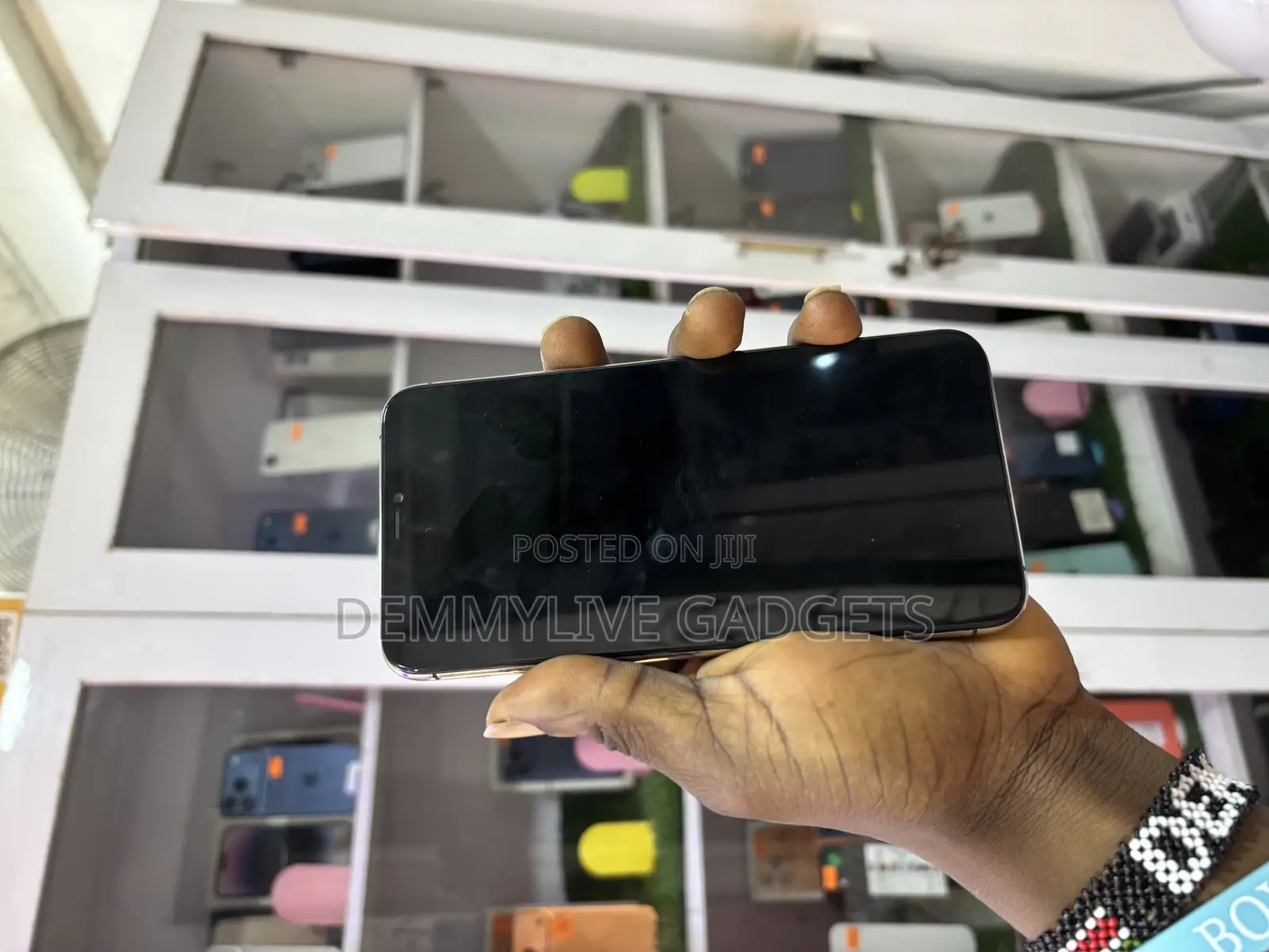 Apple iPhone 11 Pro Max 64 GB Green