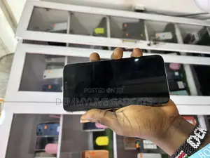 Apple iPhone 11 Pro Max 64 GB Green