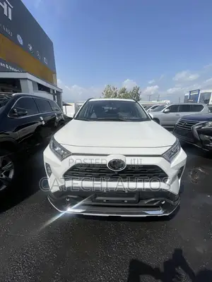 Toyota RAV4 Adventure 2021 White