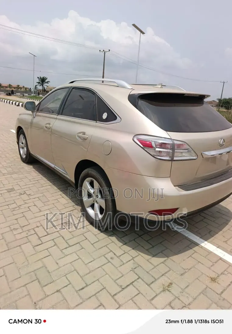 Lexus RX 2012 Gold