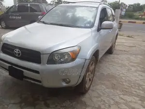 Toyota RAV4 2006 Silver