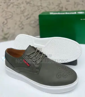 Timberland Lace Up Sneakers With White Sole and Brogue Toe Details