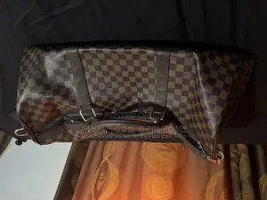 Hand Bag / Carry On