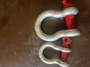 8ton Bow Shackles