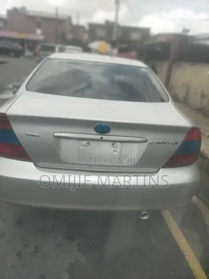 Toyota Camry 2004 Silver