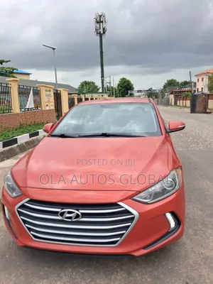 Hyundai Elantra 2011 Red