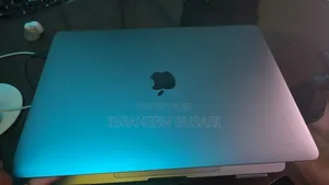 Laptop Apple MacBook Pro 2020 8GB Apple M1 SSD 512GB
