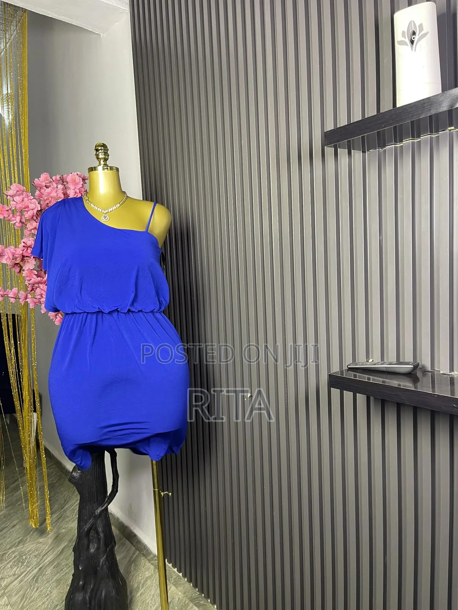 Rdluxe Thrift Shop
