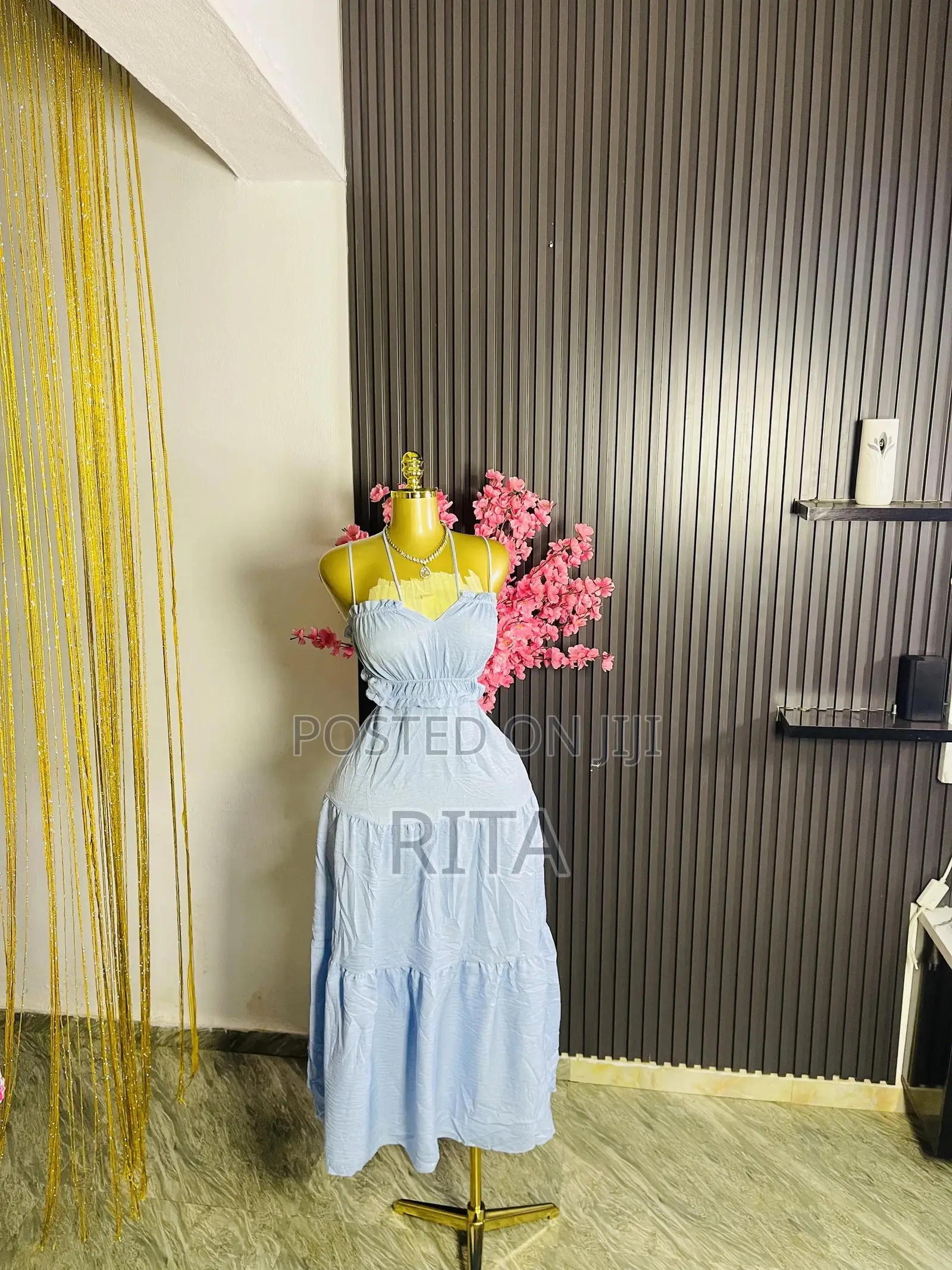 Rdluxe Thrift Shop