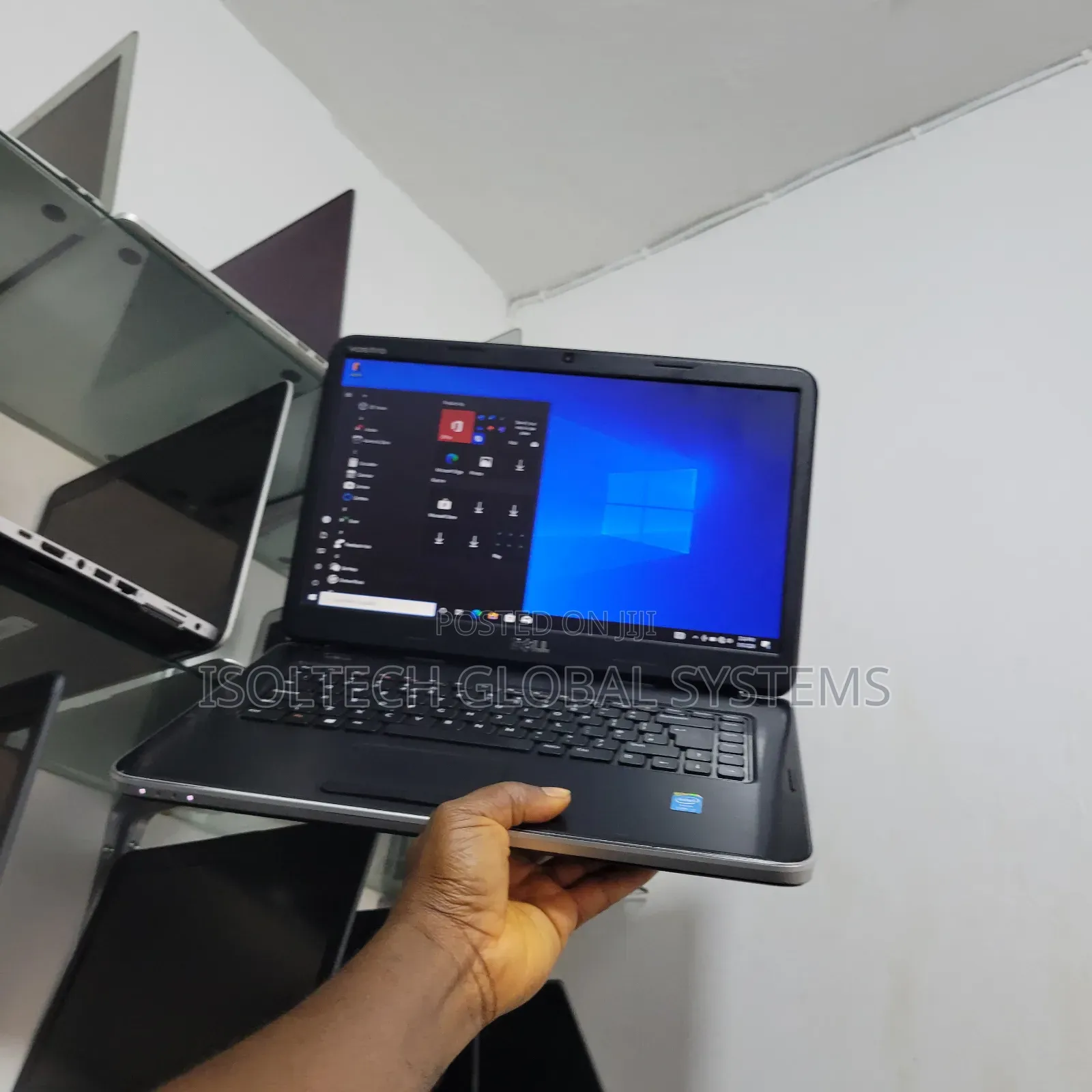 Laptop Dell Vostro 2520 8GB Intel Core i7 HDD 500GB