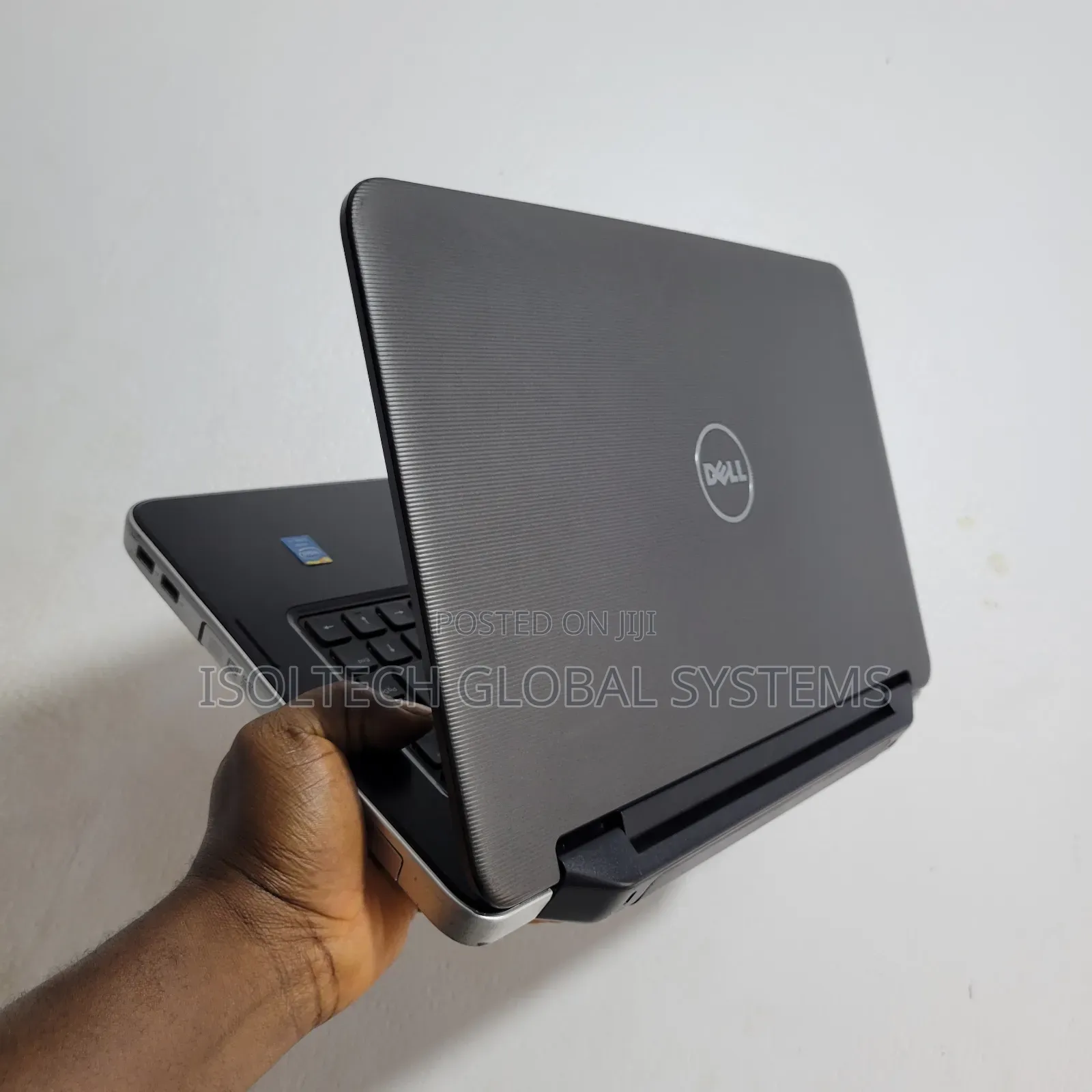 Laptop Dell Vostro 2520 8GB Intel Core i7 HDD 500GB