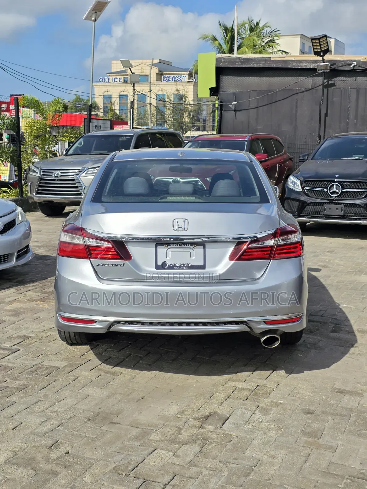 Honda Accord EX 4dr Sedan FWD (2.4L 4cyl 2A) 2017 Silver