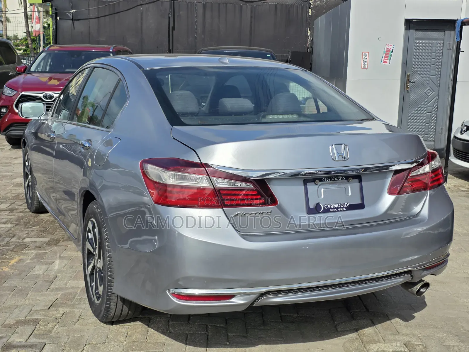 Honda Accord EX 4dr Sedan FWD (2.4L 4cyl 2A) 2017 Silver