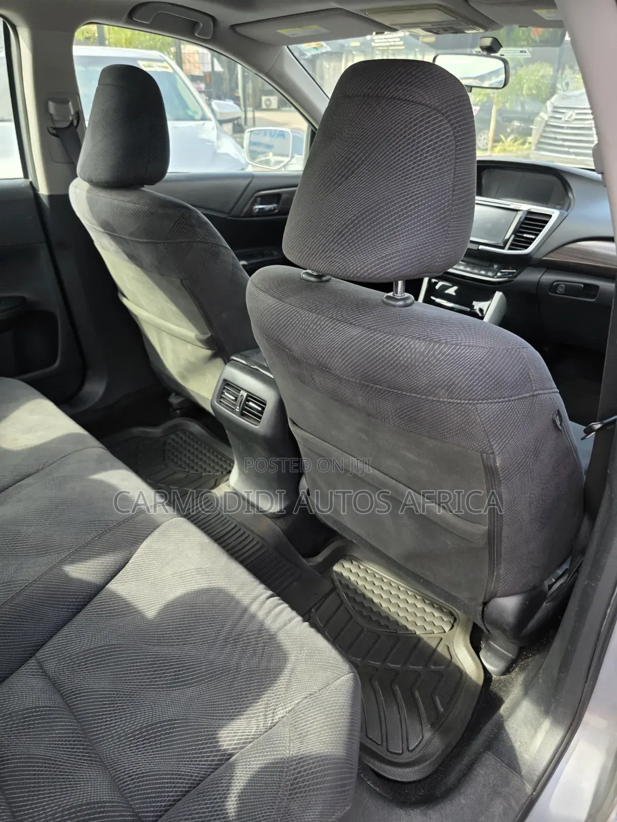 Honda Accord EX 4dr Sedan FWD (2.4L 4cyl 2A) 2017 Silver