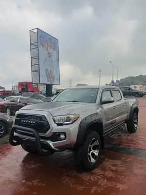 Toyota Tacoma TRD Sport 2017 Silver
