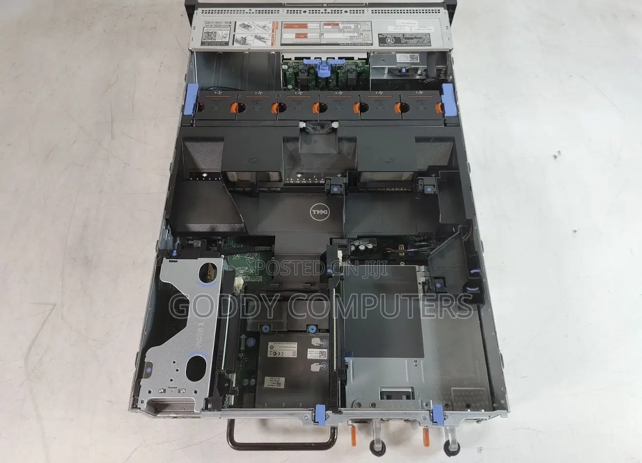 Server Dell PowerEdge R730 32GB Intel Xeon HDD 1T
