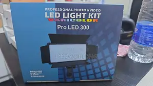 Led 300 With Tripod Stand