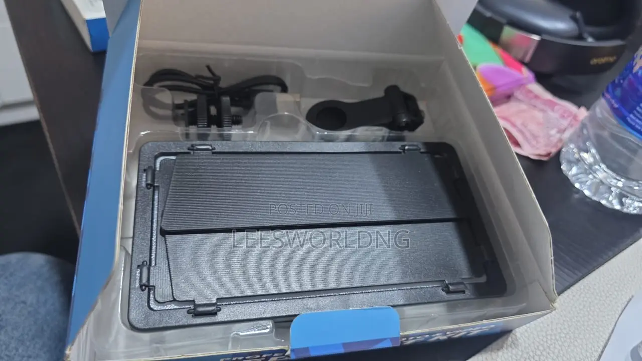 Led 300 With Tripod Stand