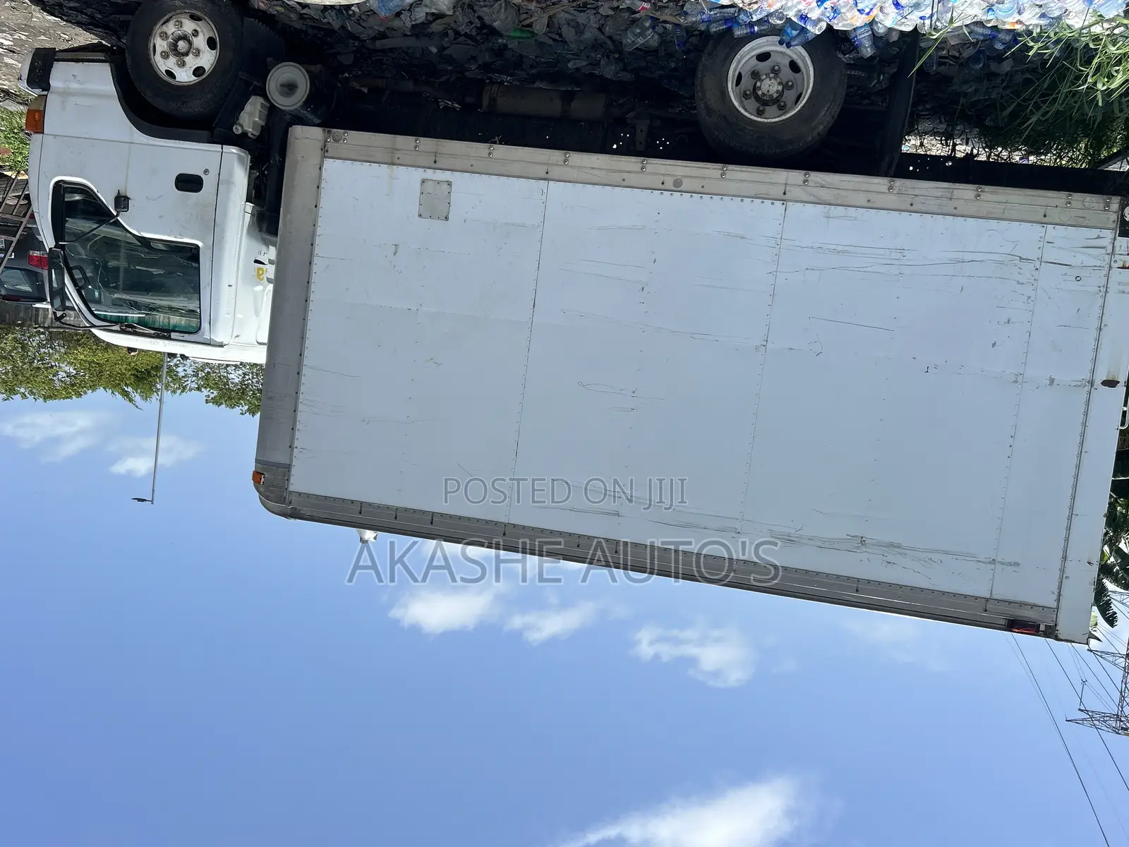 Isuzu Std 2815 2001 White
