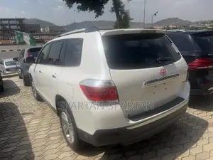 Toyota Highlander 2013 White