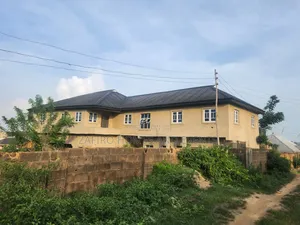 10bdrm Duplex in Golden Estate, Ibadan for sale