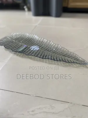 Acrylic Leaf-Shaped Serving Platter
