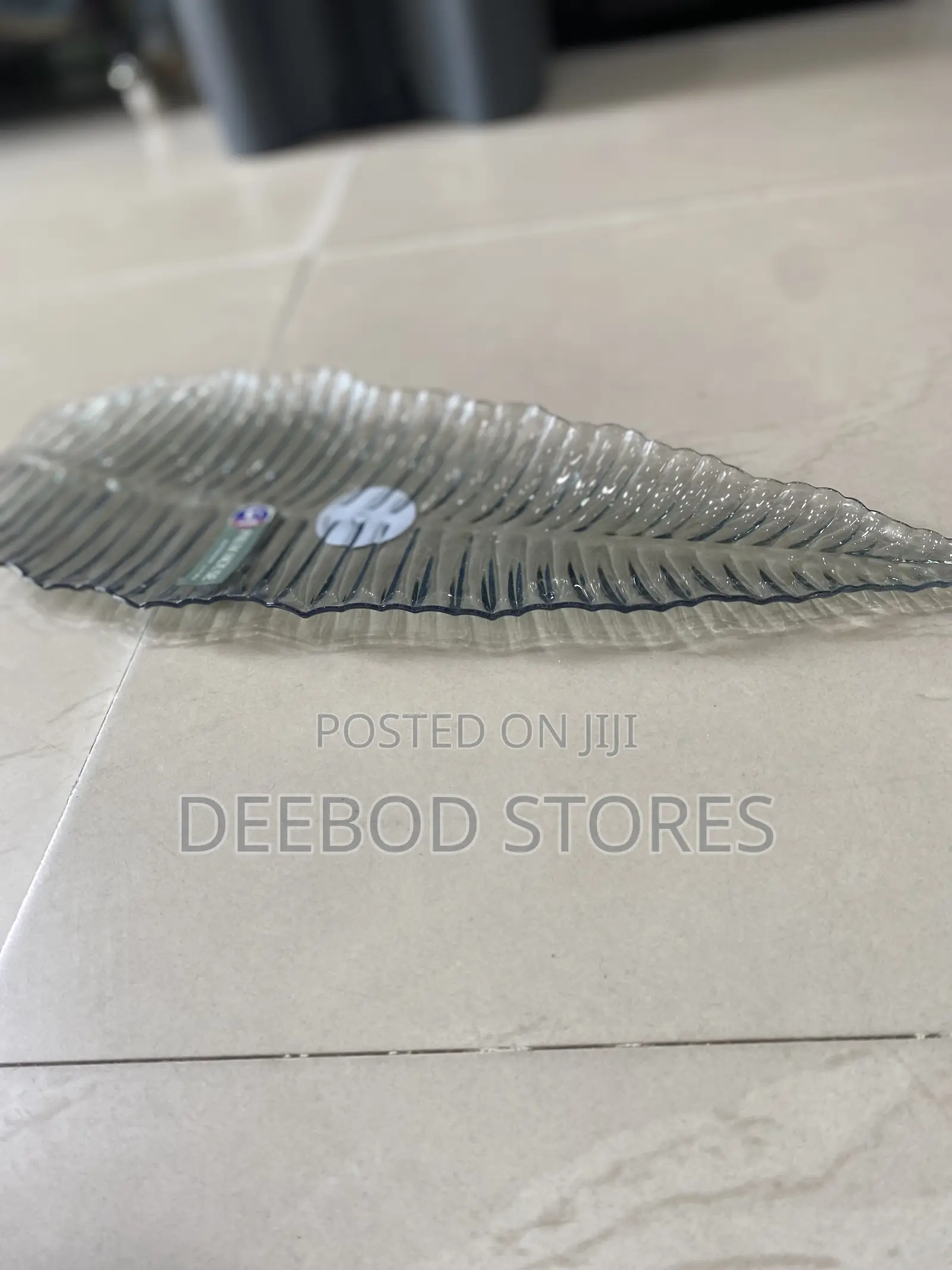 Acrylic Leaf-Shaped Serving Platter