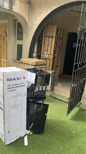 Maxi Water Dispenser Yl2382s-B – Compact Home Water Dispenser